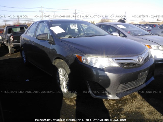 4T4BF1FK7CR171414 - 2012 TOYOTA CAMRY SE/LE/XLE 灰色 照片 1
