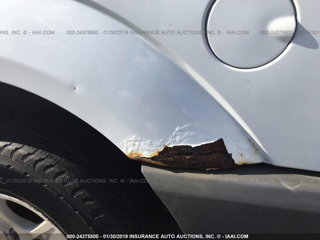 1D4HB38P46F190104 - 2006 DODGE DURANGO WHITE photo 6