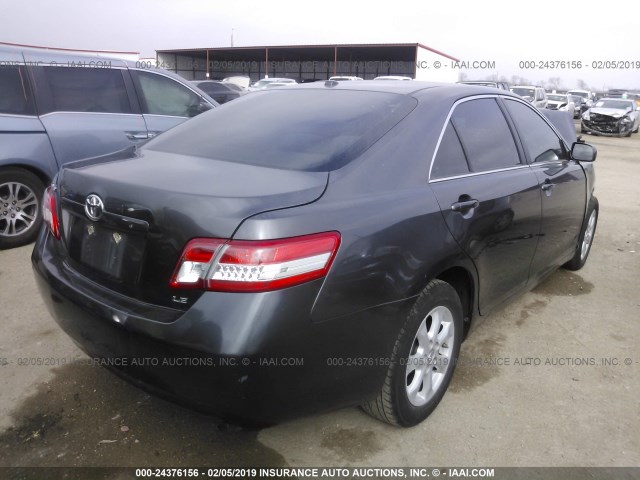 4T4BF3EK0BR200652 - 2011 TOYOTA CAMRY SE/LE/XLE 灰色 照片 4