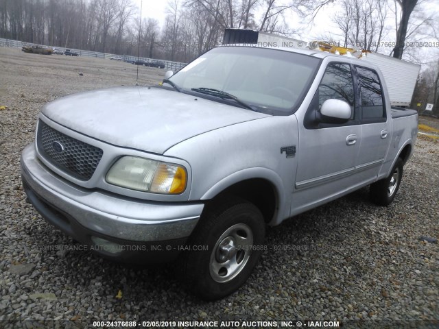 1FTRW08L01KE26989 - 2001 FORD F150 SUPERCREW SILVER photo 2