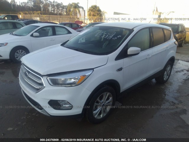 1FMCU0GD2HUE17145 - 2017 FORD ESCAPE SE WHITE photo 2