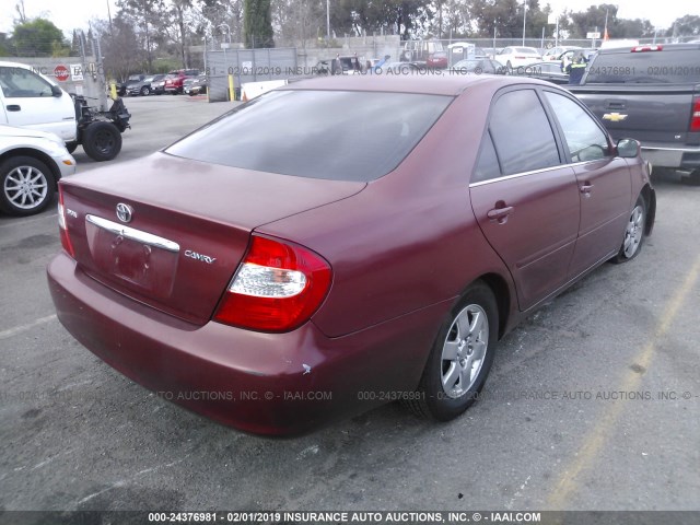 4T1BE30K92U004262 - 2002 TOYOTA CAMRY LE/XLE/SE MAROON photo 4