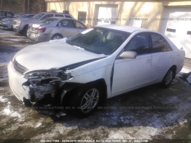 4T1BE32K33U234720 - 2003 TOYOTA CAMRY LE/XLE/SE WHITE photo 2