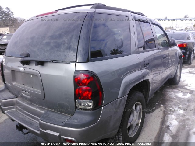 1GNDT13S272306229 - 2007 CHEVROLET TRAILBLAZER LS/LT TAN photo 4