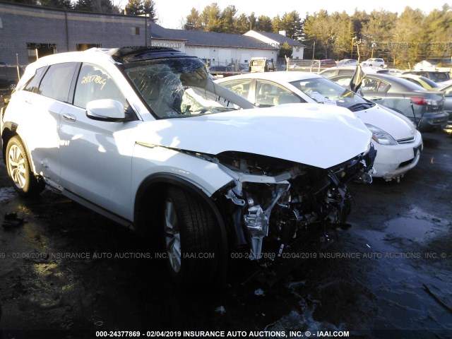 3PCAJ5M31KF115469 - 2019 INFINITI QX50 ESSENTIAL/PURE WHITE photo 1