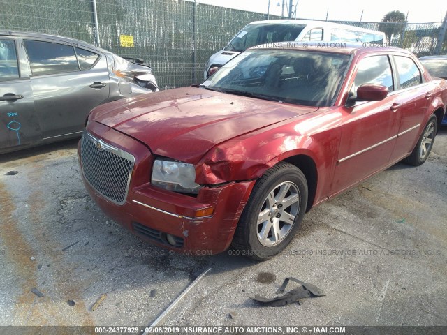 2C3KA53G87H895906 - 2007 CHRYSLER 300 TOURING RED photo 6