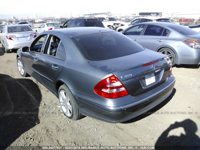 WDBUF56J86A974002 - 2006 MERCEDES-BENZ E 350 GRAY photo 3