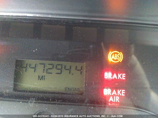 1FUBGDDV4CSBL9599 - 2012 FREIGHTLINER CASCADIA 125  WHITE photo 6