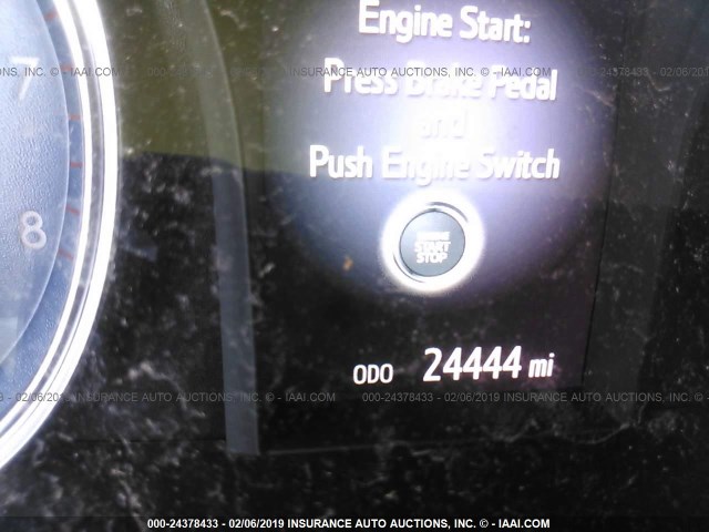 4T1BF1FK0HU715768 - 2017 TOYOTA CAMRY LE/XLE/SE/XSE ნაცრისფერი ფოტო 7