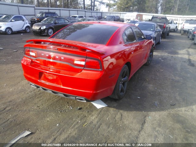 2C3CDXHG2EH339412 - 2014 DODGE CHARGER SXT RED photo 4