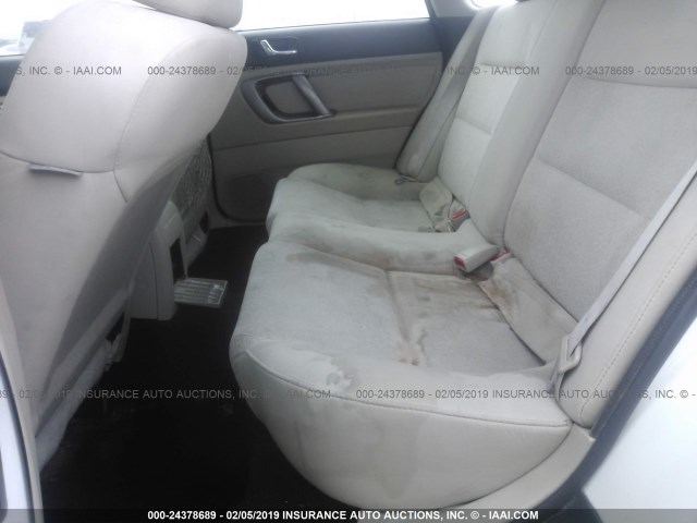 4S4BP61C897347317 - 2009 SUBARU OUTBACK 2.5I WHITE photo 8