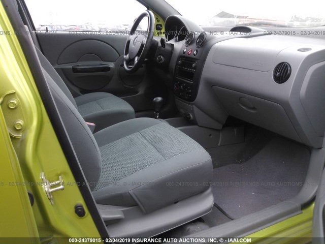 KL1TG62625B390132 - 2005 CHEVROLET AVEO LT GREEN photo 5