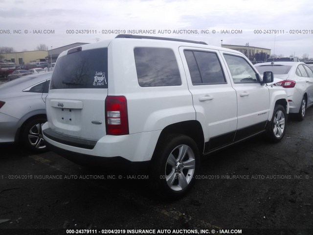 1C4NJPFB4ED868829 - 2014 JEEP PATRIOT LATITUDE WHITE photo 4