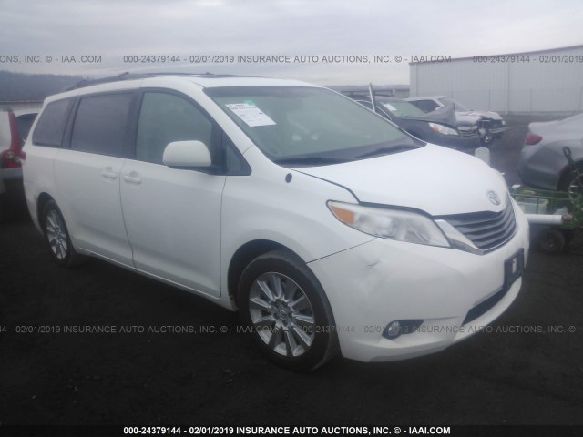 5TDDK3DC0DS049445 - 2013 TOYOTA SIENNA XLE/LIMITED WHITE photo 1