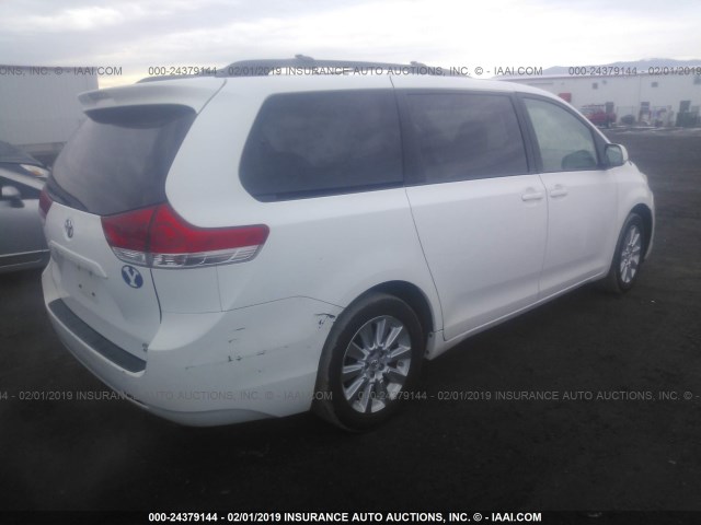 5TDDK3DC0DS049445 - 2013 TOYOTA SIENNA XLE/LIMITED WHITE photo 4