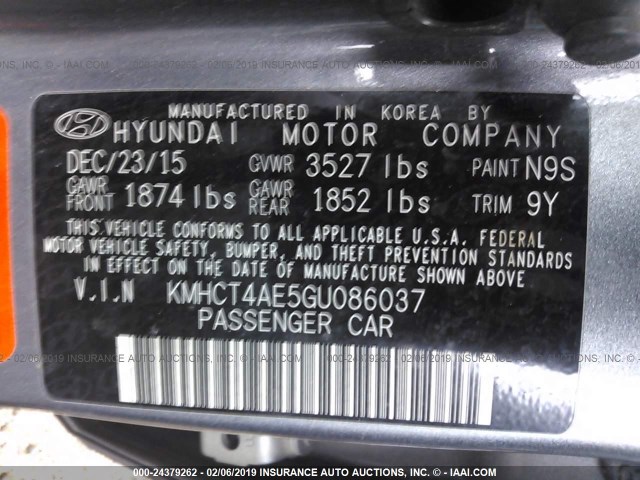 KMHCT4AE5GU086037 - 2016 HYUNDAI ACCENT SE GRAY photo 9