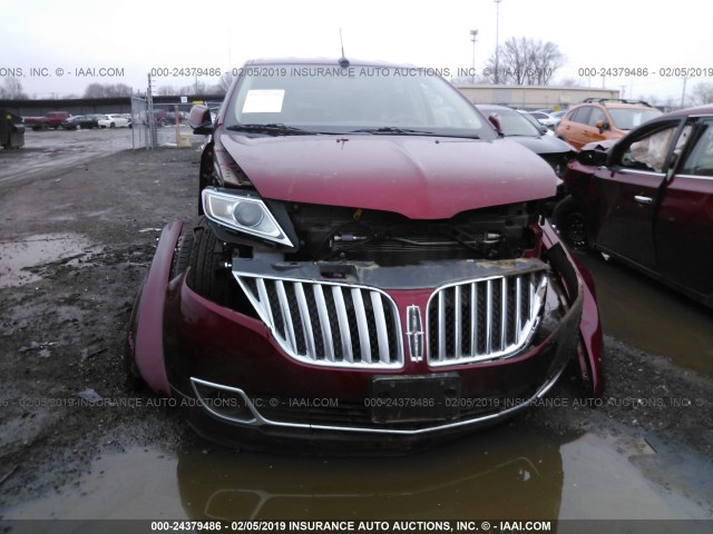 2LMDJ8JK9FBL24617 - 2015 LINCOLN MKX RED photo 6