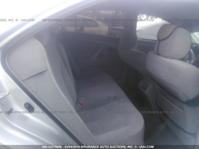 4T4BF3EK3AR040460 - 2010 TOYOTA CAMRY SE/LE/XLE SILVER photo 8