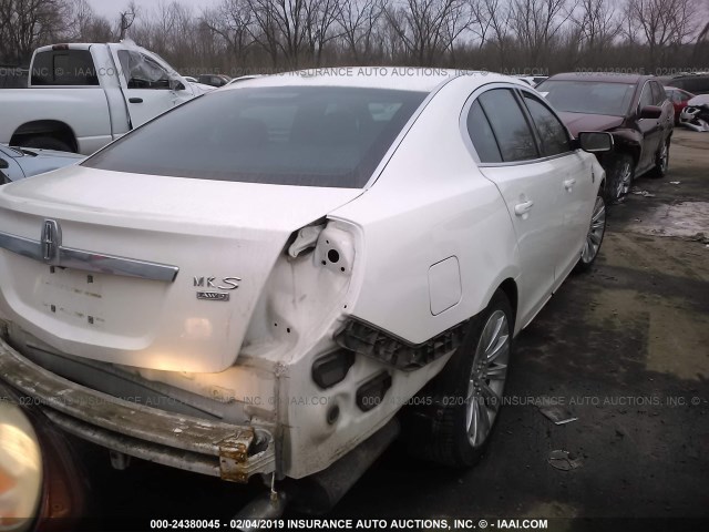 1LNHM94R69G622056 - 2009 LINCOLN MKS CREAM photo 4