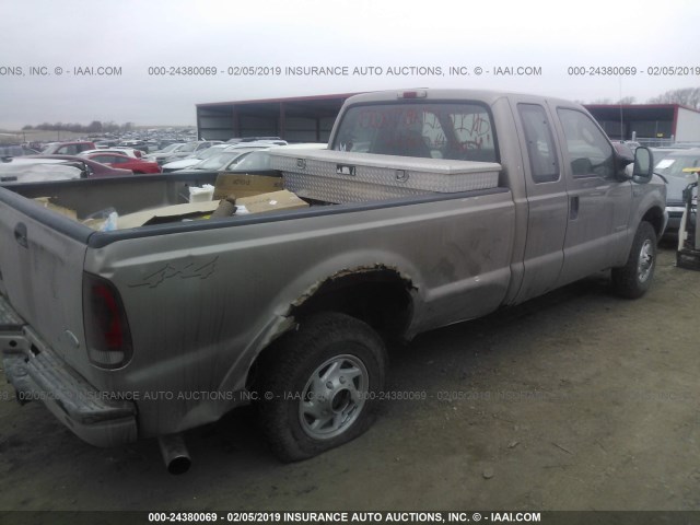 1FTNX21P34EB18965 - 2004 FORD F250 SUPER DUTY BROWN photo 4