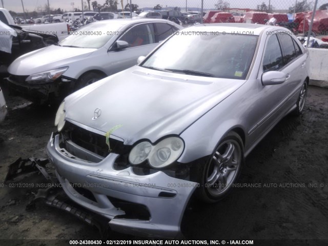 WDBRF76J15F626173 - 2005 MERCEDES-BENZ C 55 AMG SILVER photo 2