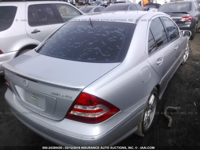 WDBRF76J15F626173 - 2005 MERCEDES-BENZ C 55 AMG SILVER photo 4