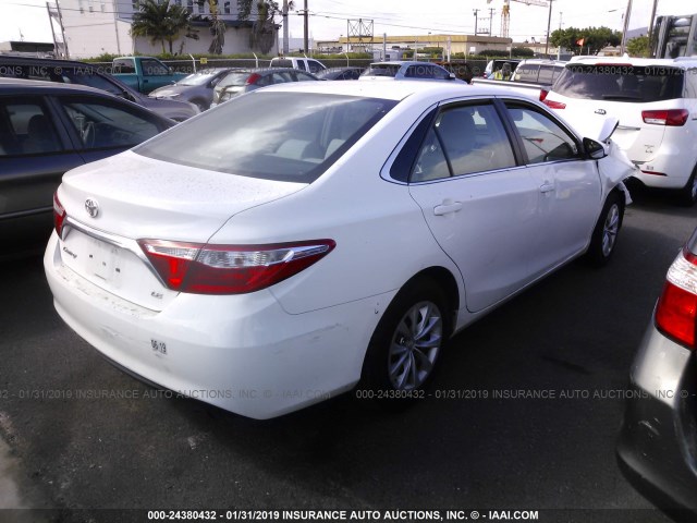 4T1BF1FK1FU966828 - 2015 TOYOTA CAMRY LE/XLE/SE/XSE 白色 照片 4