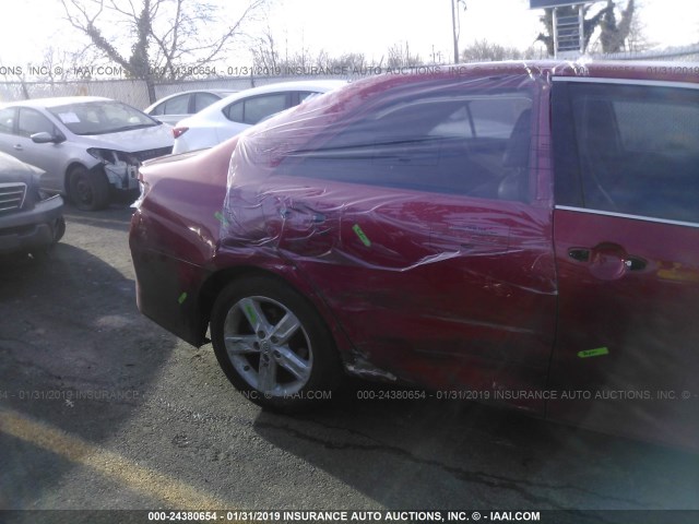 4T1BF1FK5EU816168 - 2014 TOYOTA CAMRY L/SE/LE/XLE 红色 照片 6