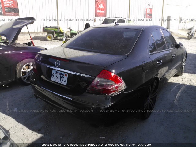 WDBUF56X38B274390 - 2008 MERCEDES-BENZ E 350 BLACK photo 4