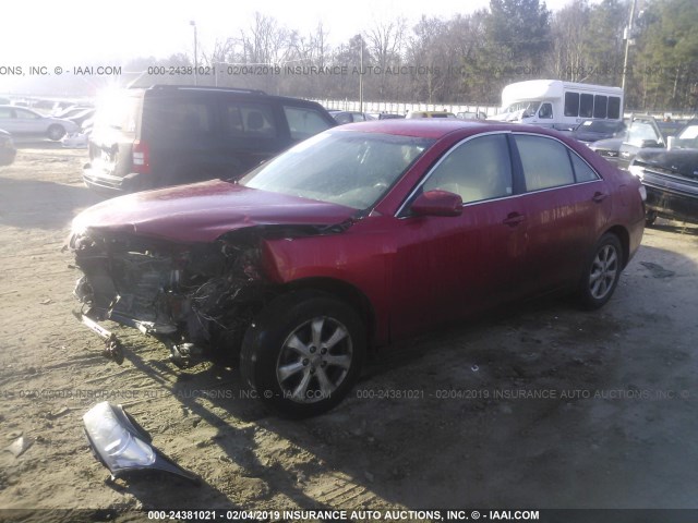 4T1BF3EK4AU547135 - 2010 TOYOTA CAMRY SE/LE/XLE 勃艮第红 照片 2