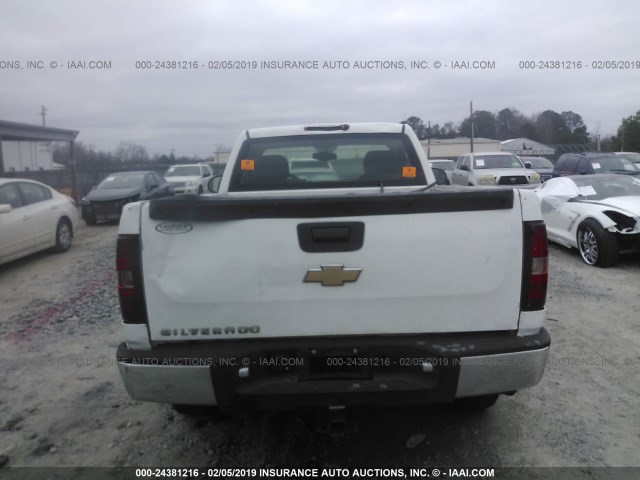 1GCEC14X78Z192888 - 2008 CHEVROLET SILVERADO C1500 WHITE photo 6