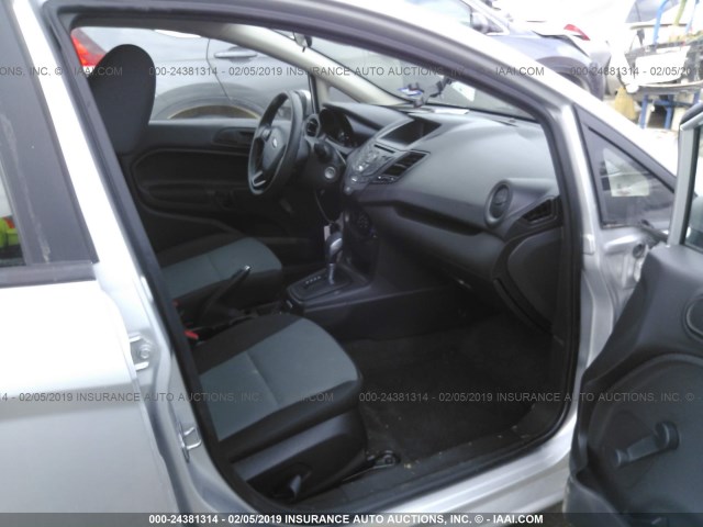 3FADP4TJ6GM167937 - 2016 FORD FIESTA S SILVER photo 5