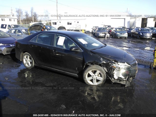 4T1BF1FK0CU093830 - 2012 TOYOTA CAMRY SE/LE/XLE 黑色 照片 1