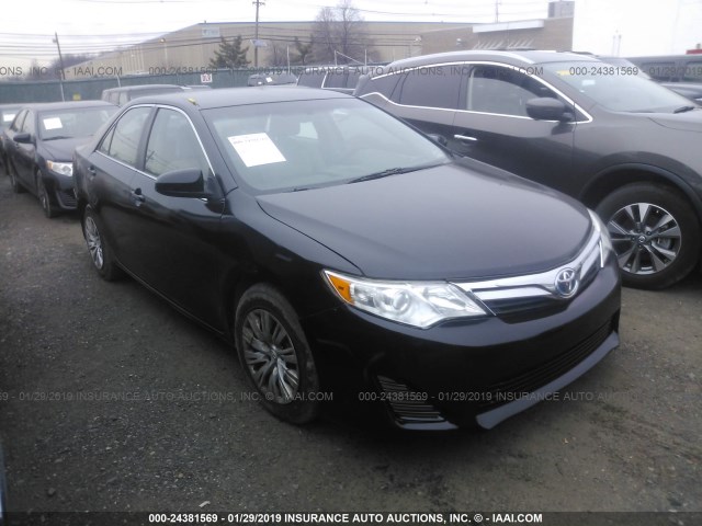 4T1BD1FK1EU137536 - 2014 TOYOTA CAMRY BLACK photo 1