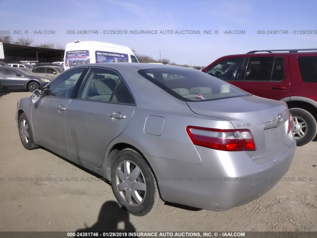 4T1BE46K57U581262 - 2007 TOYOTA CAMRY NEW GENERAT CE/LE/XLE/SE SILVER photo 3