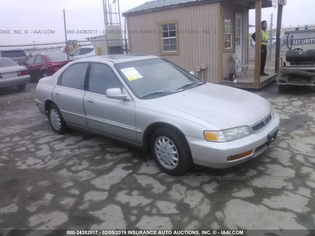 1HGCD5560TA177644 - 1996 HONDA ACCORD BEIGE photo 1