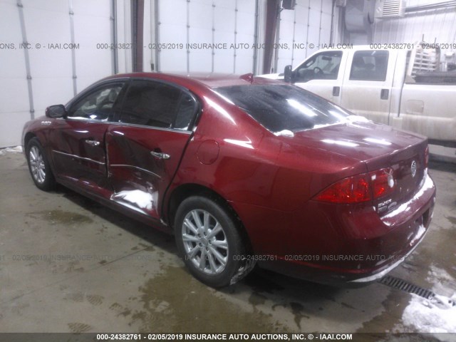 1G4HJ5EM1BU134385 - 2011 BUICK LUCERNE CXL RED photo 3