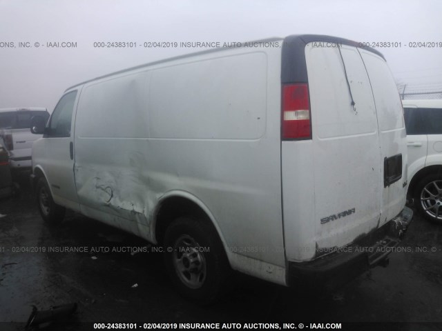 1GTGG25V351200835 - 2005 GMC SAVANA G2500 WHITE photo 3