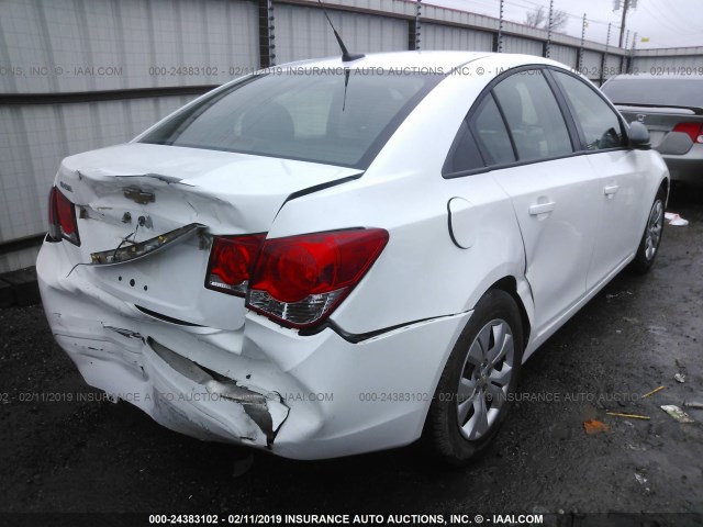 1G1PA5SH1D7267486 - 2013 CHEVROLET CRUZE LS WHITE photo 4