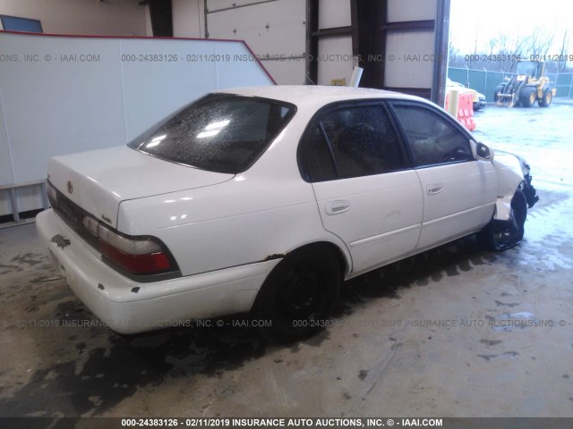 1NXBB02E4TZ454790 - 1996 TOYOTA COROLLA DX WHITE photo 4