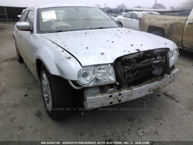 2C3AA63H15H521113 - 2005 CHRYSLER 300C SILVER photo 1