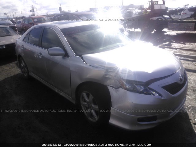 4T1BK46K19U093695 - 2009 TOYOTA CAMRY SE/LE/XLE SILVER photo 1