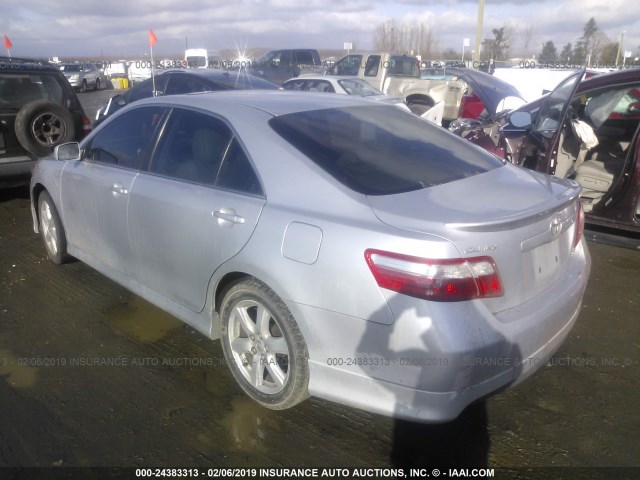 4T1BK46K19U093695 - 2009 TOYOTA CAMRY SE/LE/XLE SILVER photo 3