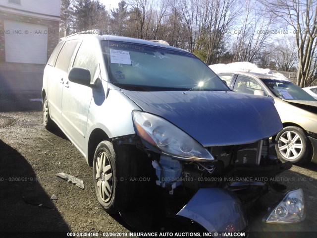 5TDKK4CC2AS329152 - 2010 TOYOTA SIENNA CE/LE Light Blue photo 1