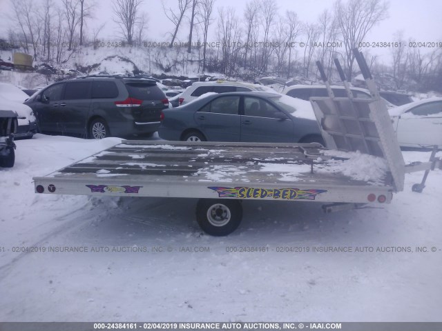 5P8MP151912005550 - 2001 TRAILER SLEDBED  SILVER photo 10