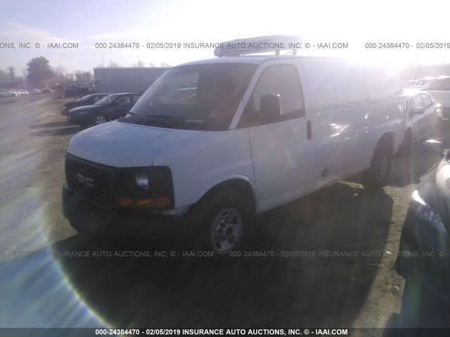 1GTW7AFF3G1245791 - 2016 GMC SAVANA G2500 WHITE photo 2