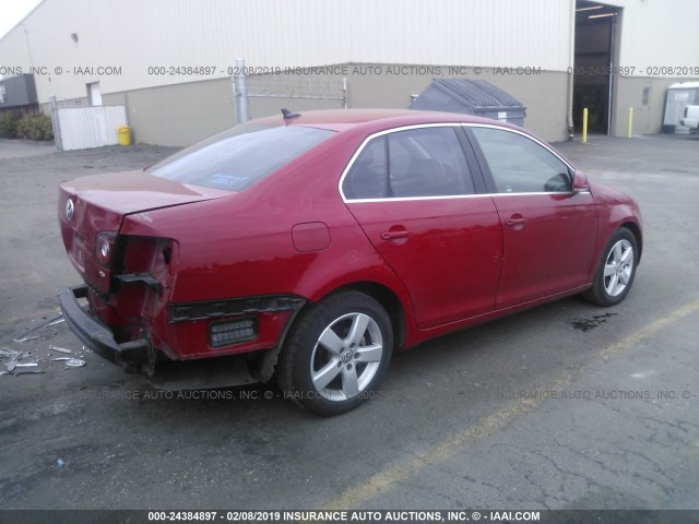 3VWRZ71K08M087359 - 2008 VOLKSWAGEN JETTA SE/SEL RED photo 4