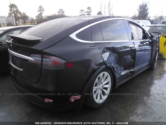 5YJXCBE2XHF078164 - 2017 TESLA MODEL X BLACK photo 4