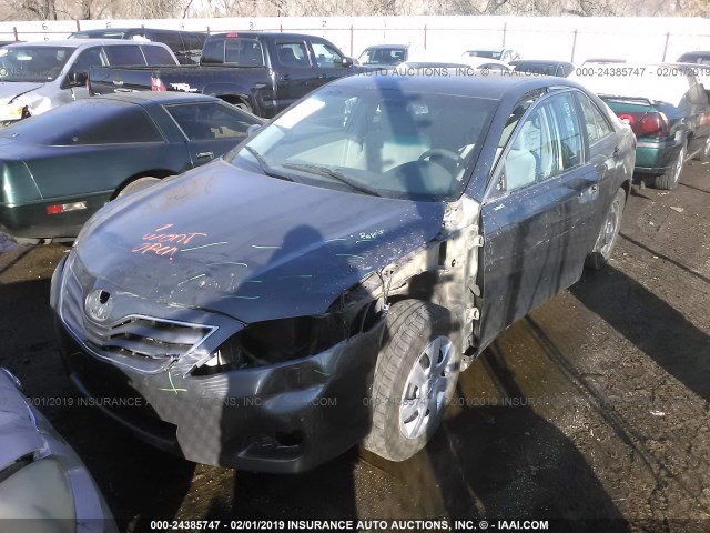 4T4BF3EK8BR105188 - 2011 TOYOTA CAMRY SE/LE/XLE 灰色 照片 2