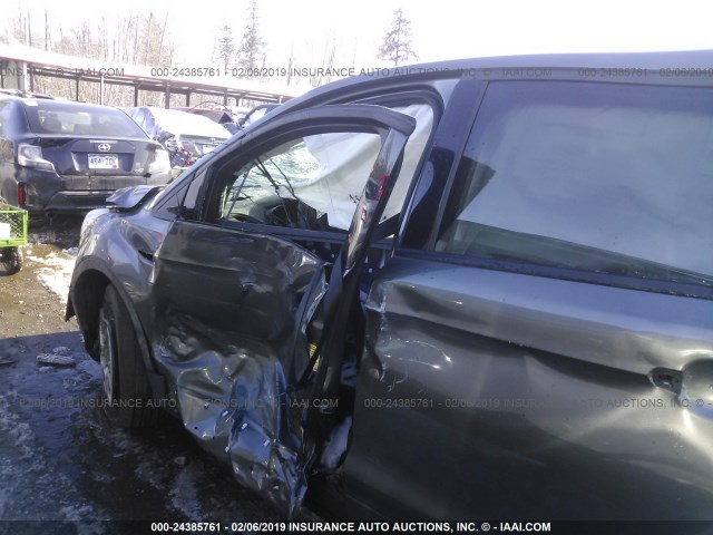 1FMCU0F72EUA69631 - 2014 FORD ESCAPE S GRAY photo 6